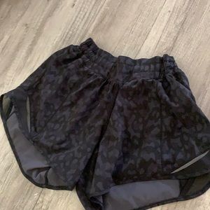 cameo lululemon shorts
